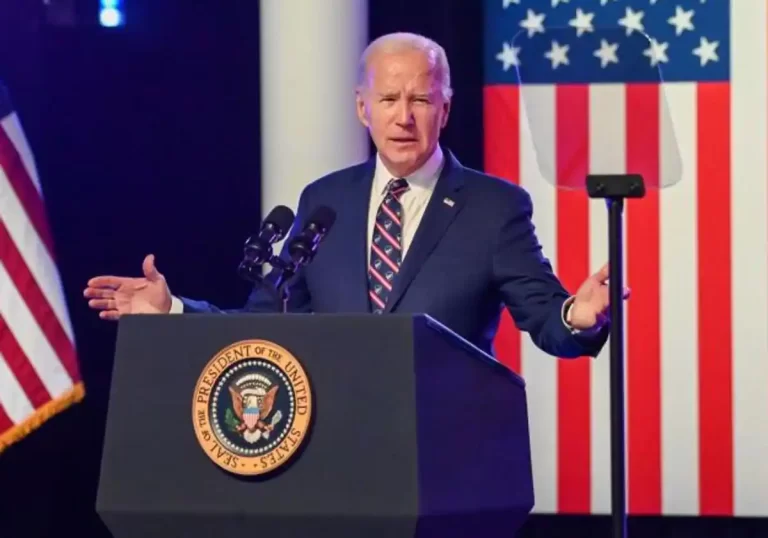 Biden alerta sobre un futuro «de pesadilla» en caso de una victoria de Trump, detallando los motivos.