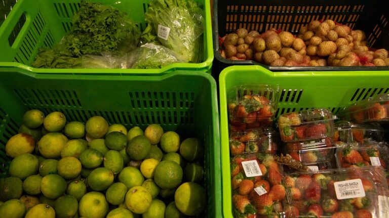 Walmart busca transformar sus residuos orgánicos en productos como alimento para animales y combustible