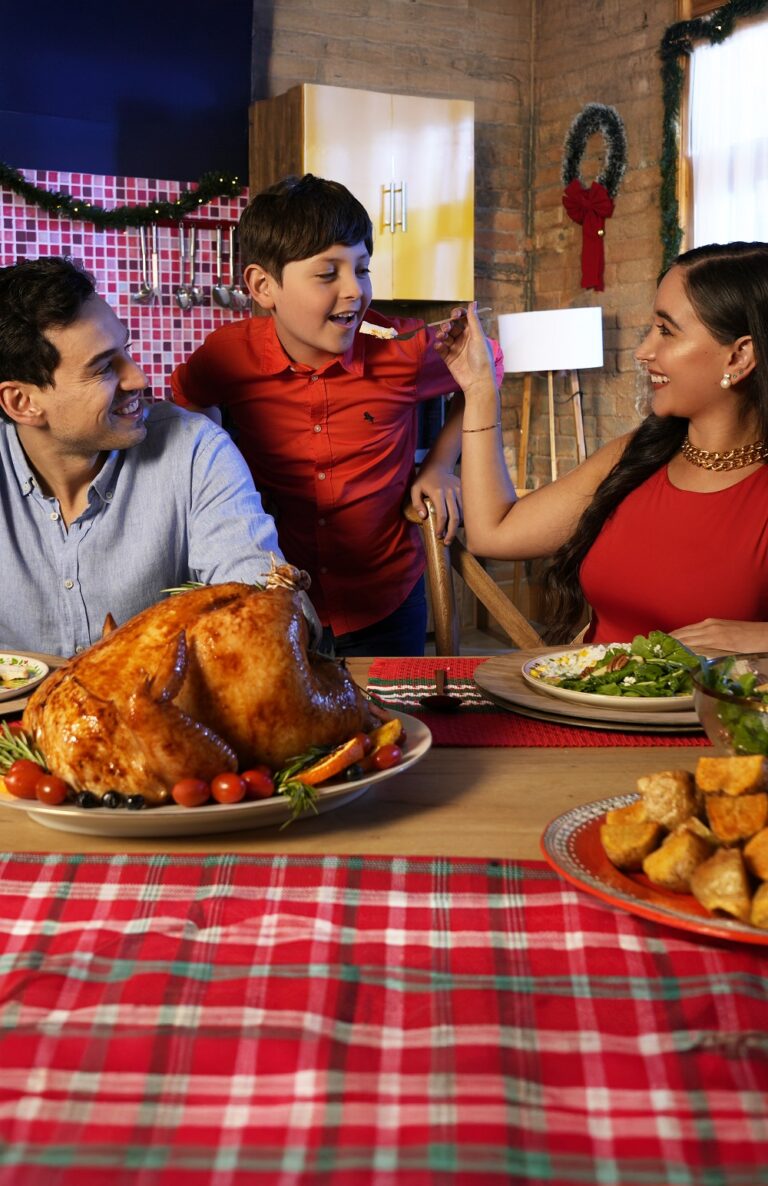 Pollo, embutidos y seguridad alimentaria, la promesa de Cargill a cada hogar en esta Navidad