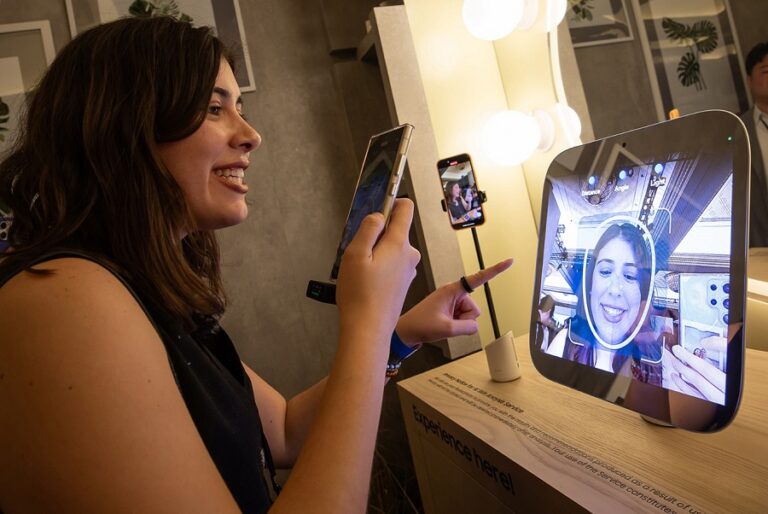 Samsung presenta Samsung Visión AI e innovaciones en el First Look 2025, transformando pantallas en compañeros impulsados por IA y elevando la vida cotidiana