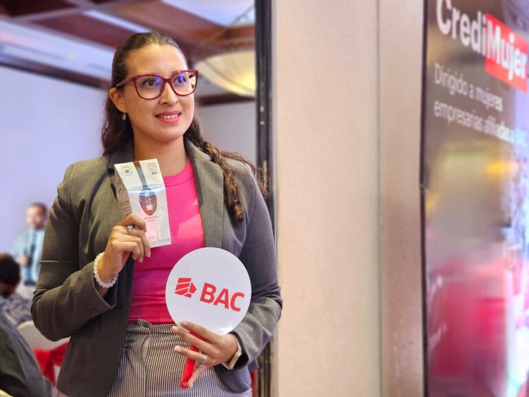 BAC reafirma su compromiso con las mujeres emprendedoras en el Encuentro BAC Mujer: Historias que inspiran y transforman