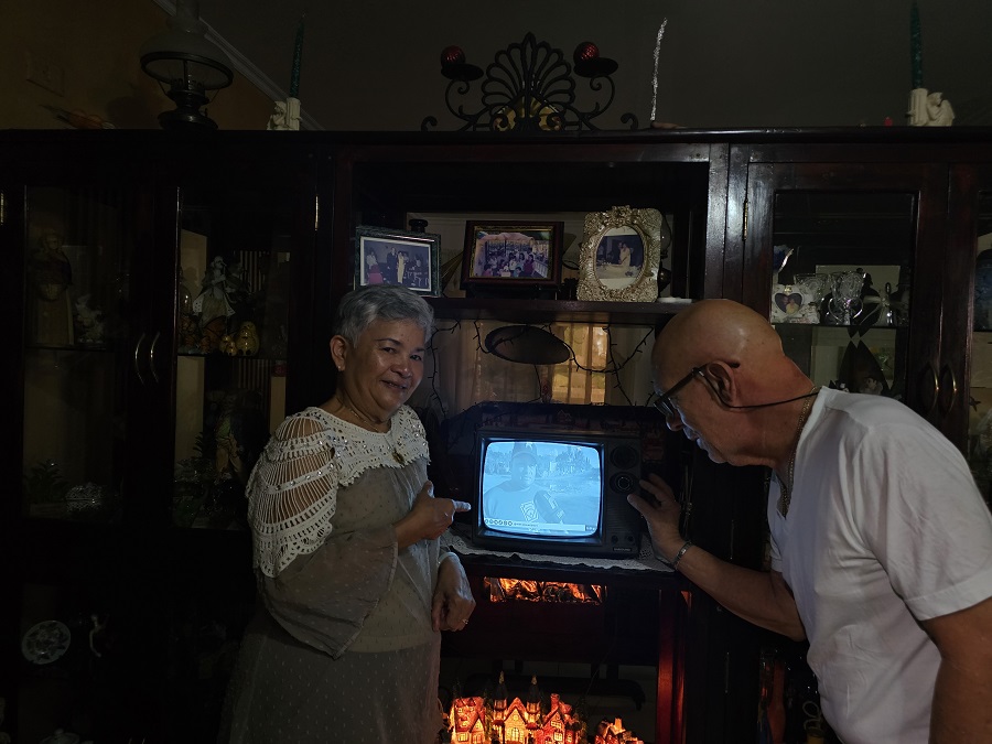 Clientes con TV antigua funcionando 1 rcg71.com